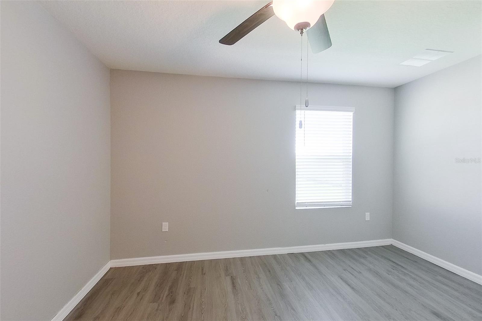 Image 11 of 22 For 8577 43rd Terrace