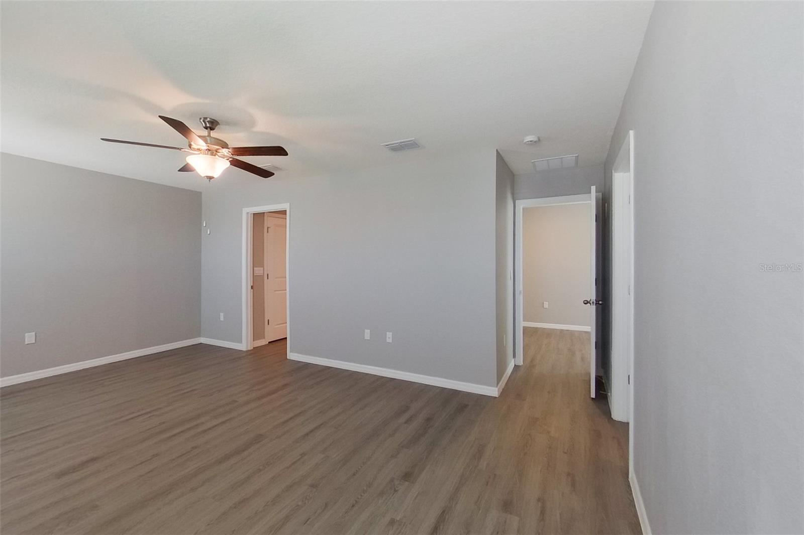 Image 14 of 22 For 8577 43rd Terrace