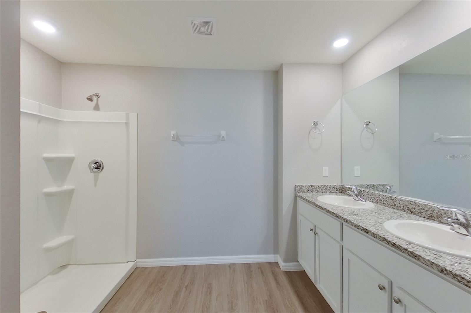 Image 15 of 22 For 8577 43rd Terrace