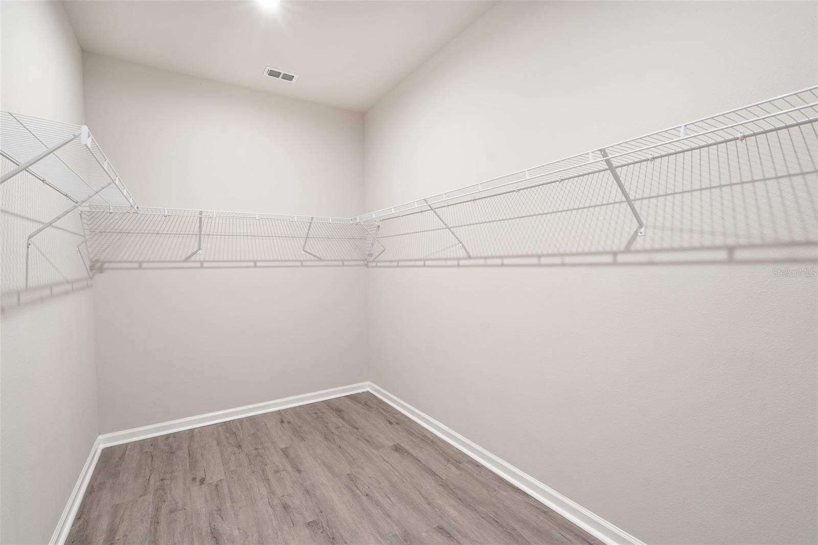 Image 19 of 24 For 334 Winter Bliss Lane