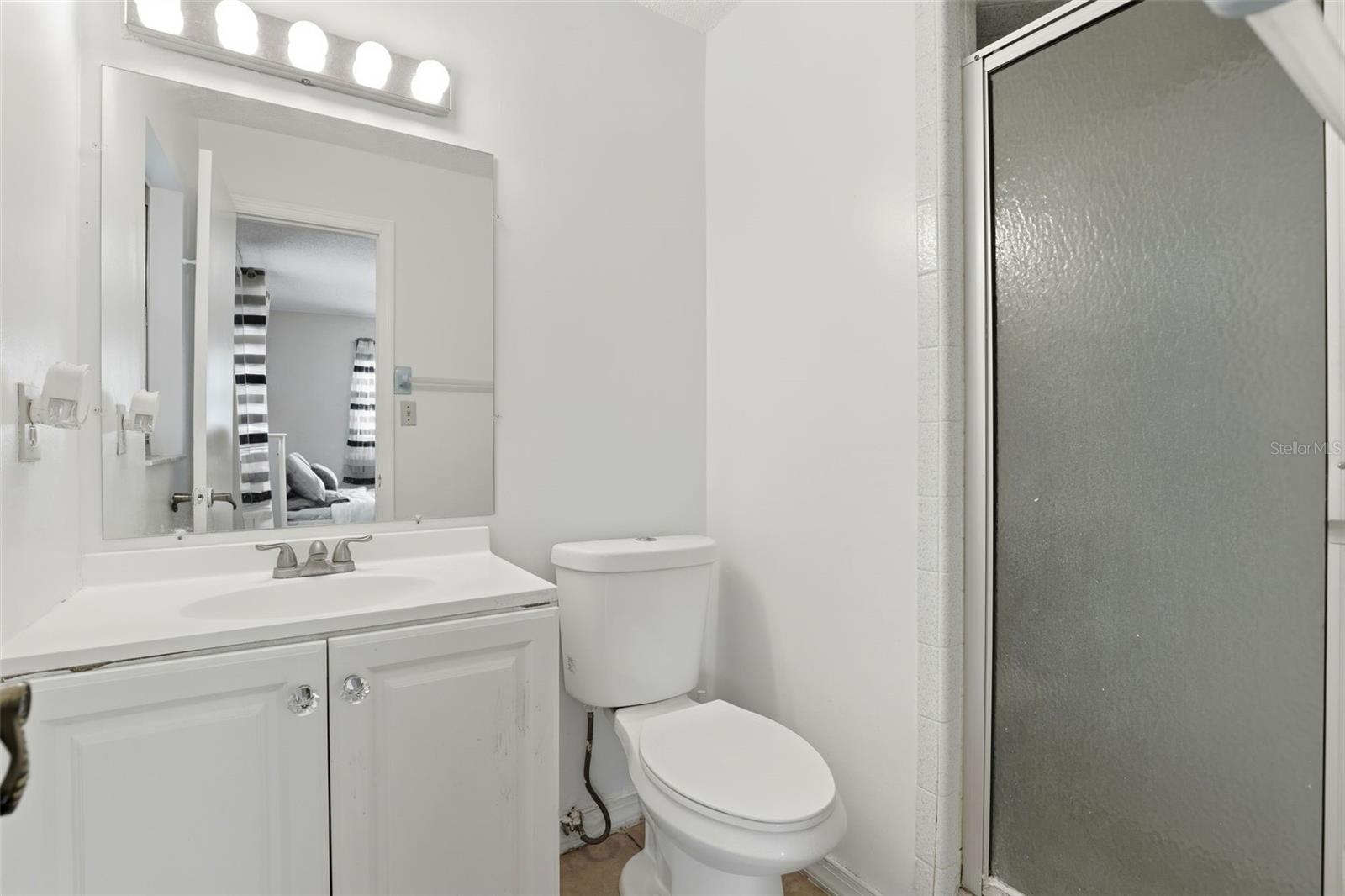 Image 17 of 25 For 7503 Delphia Street