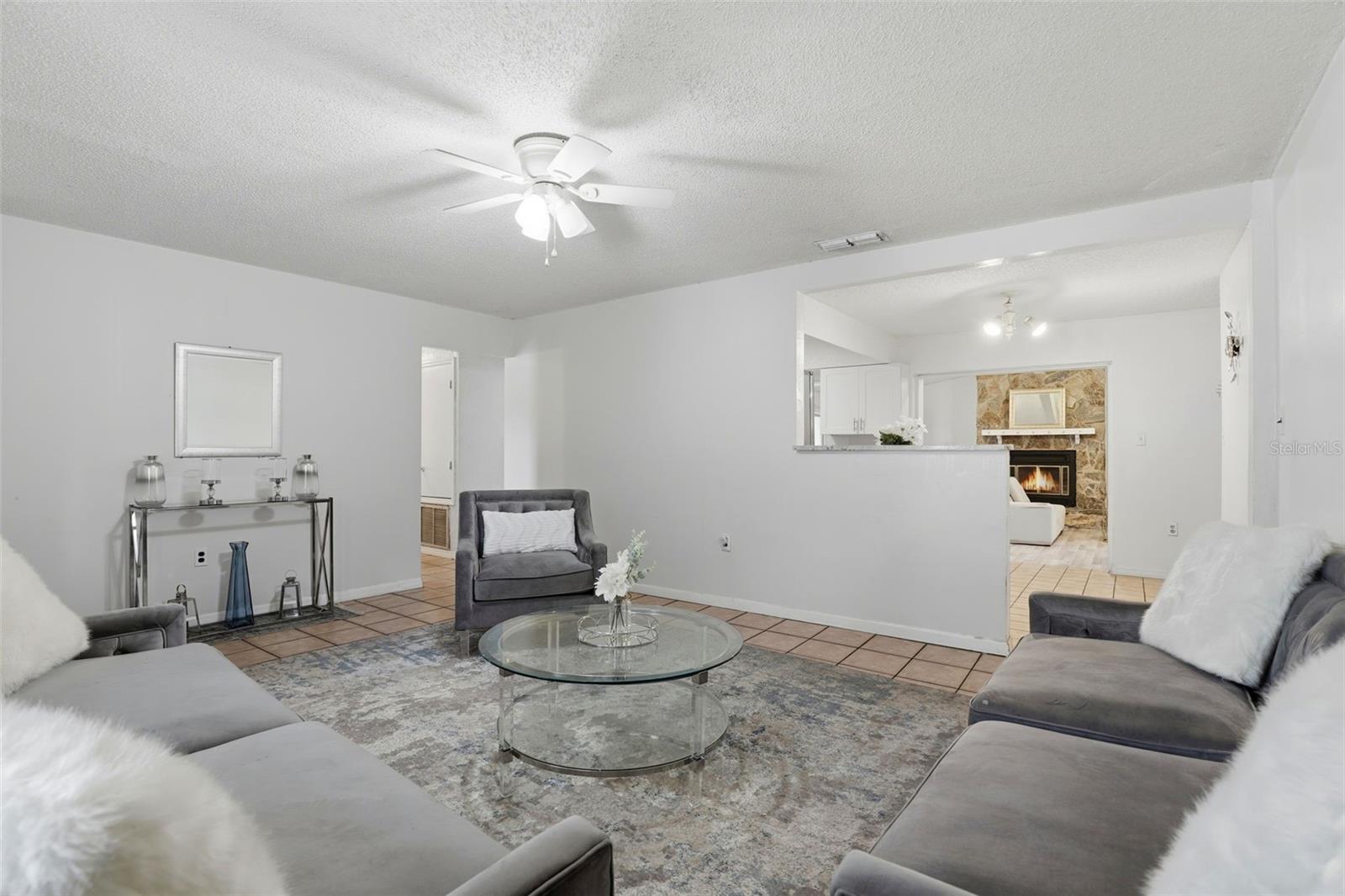 Image 4 of 25 For 7503 Delphia Street