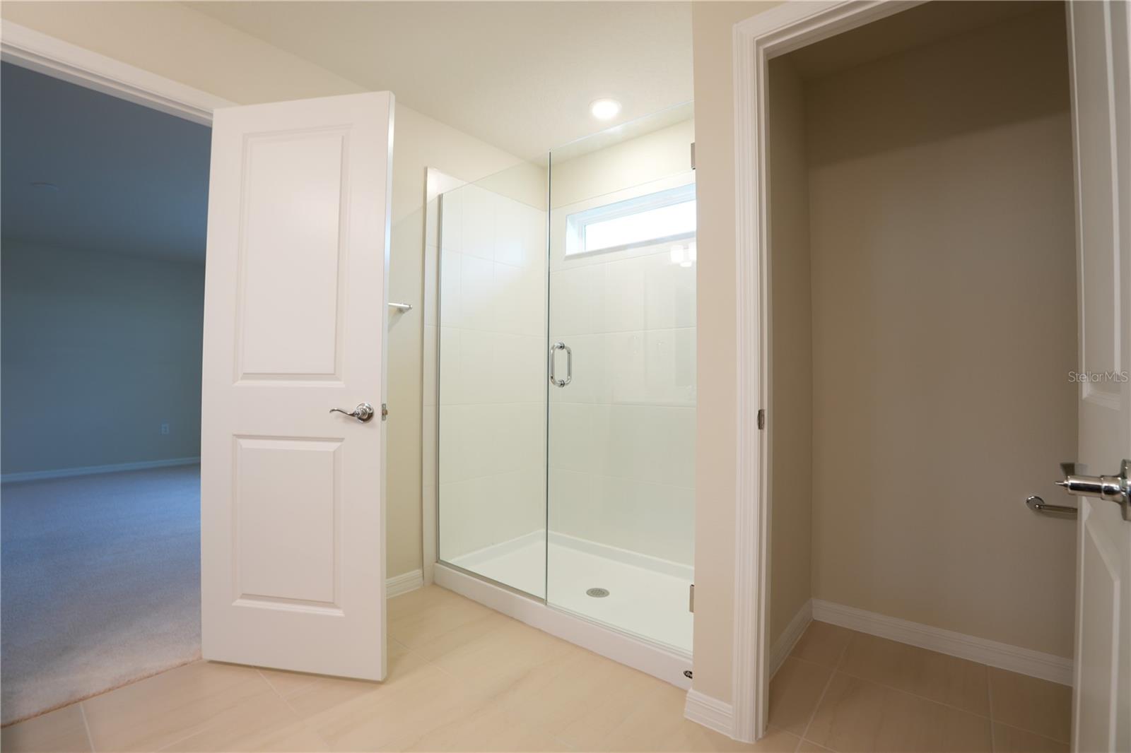 Image 29 of 37 For 268 Summer Pine Street