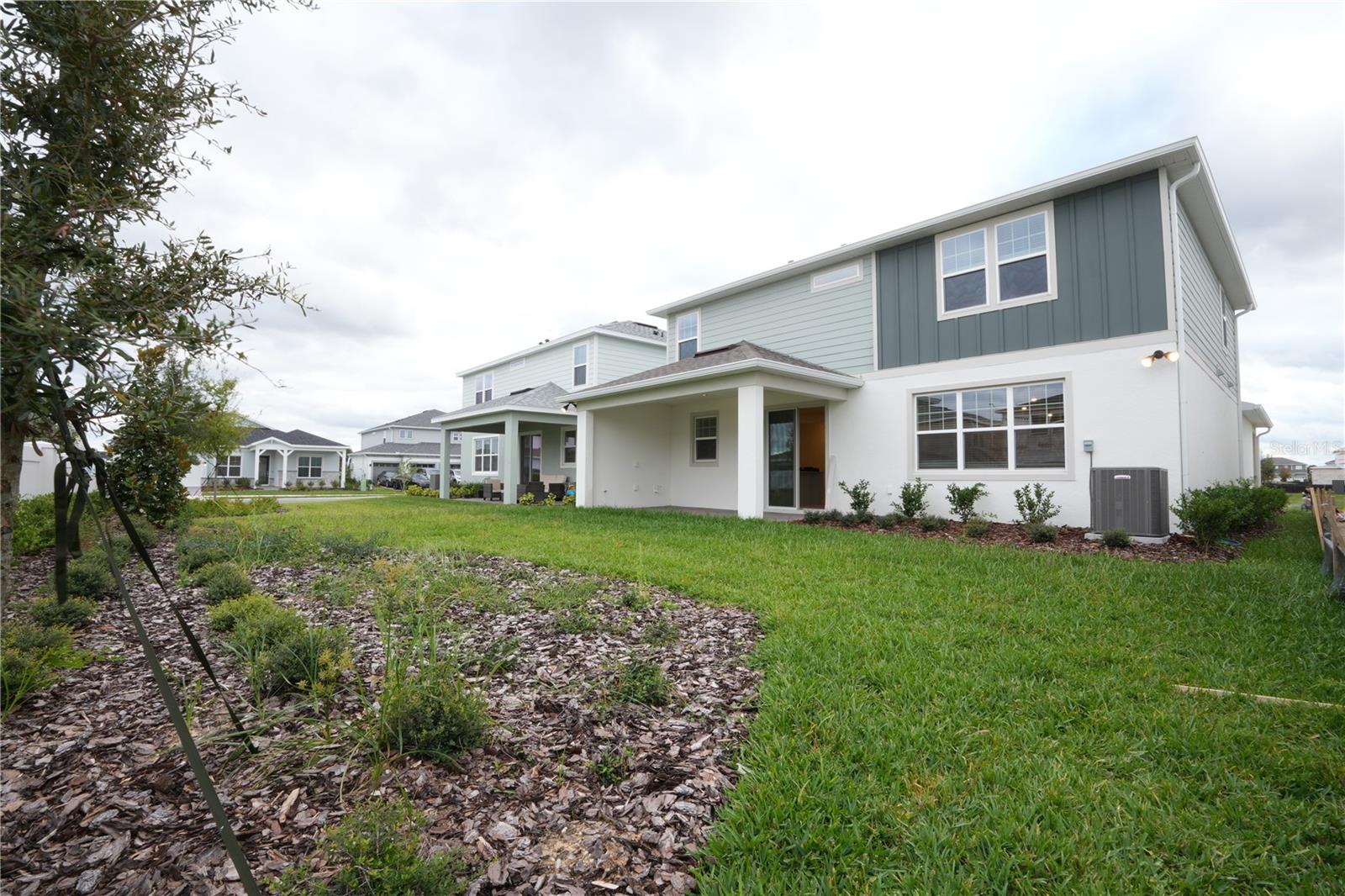 Image 32 of 37 For 268 Summer Pine Street