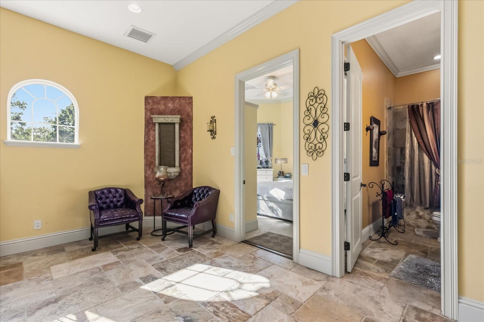 Image 22 of 67 For 911 Jungle Avenue N