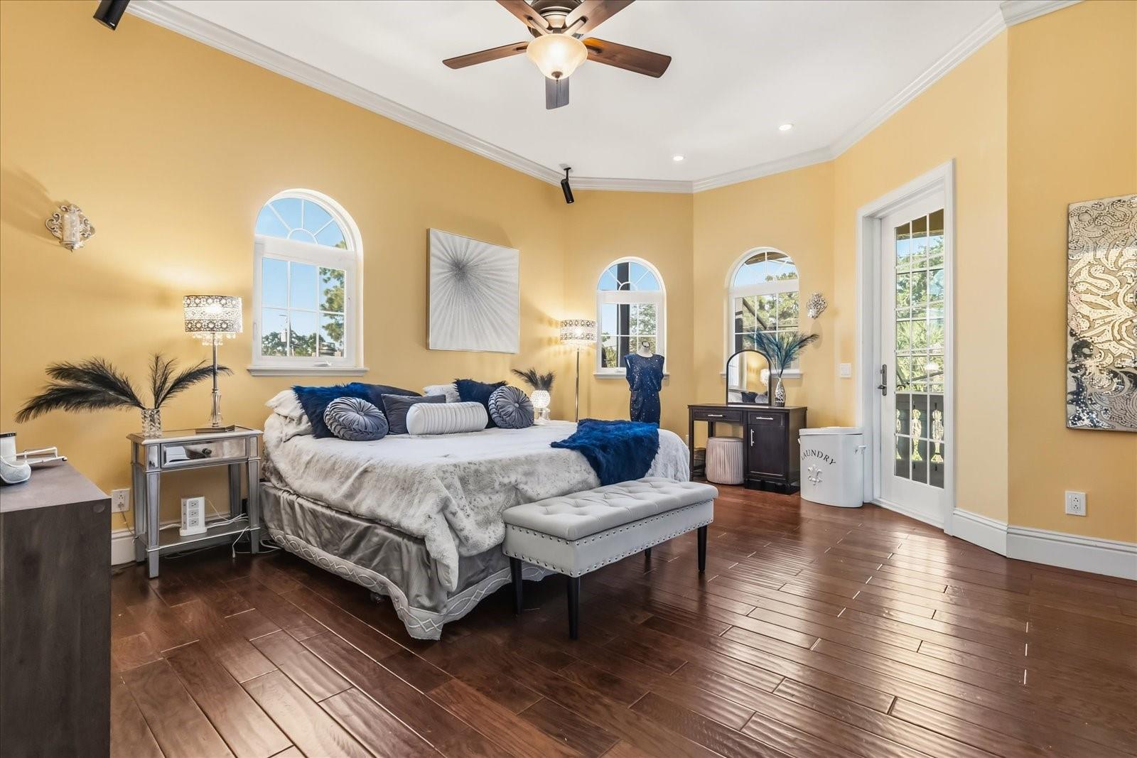 Image 26 of 67 For 911 Jungle Avenue N