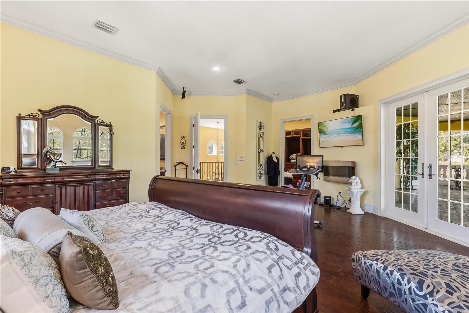 Image 35 of 67 For 911 Jungle Avenue N