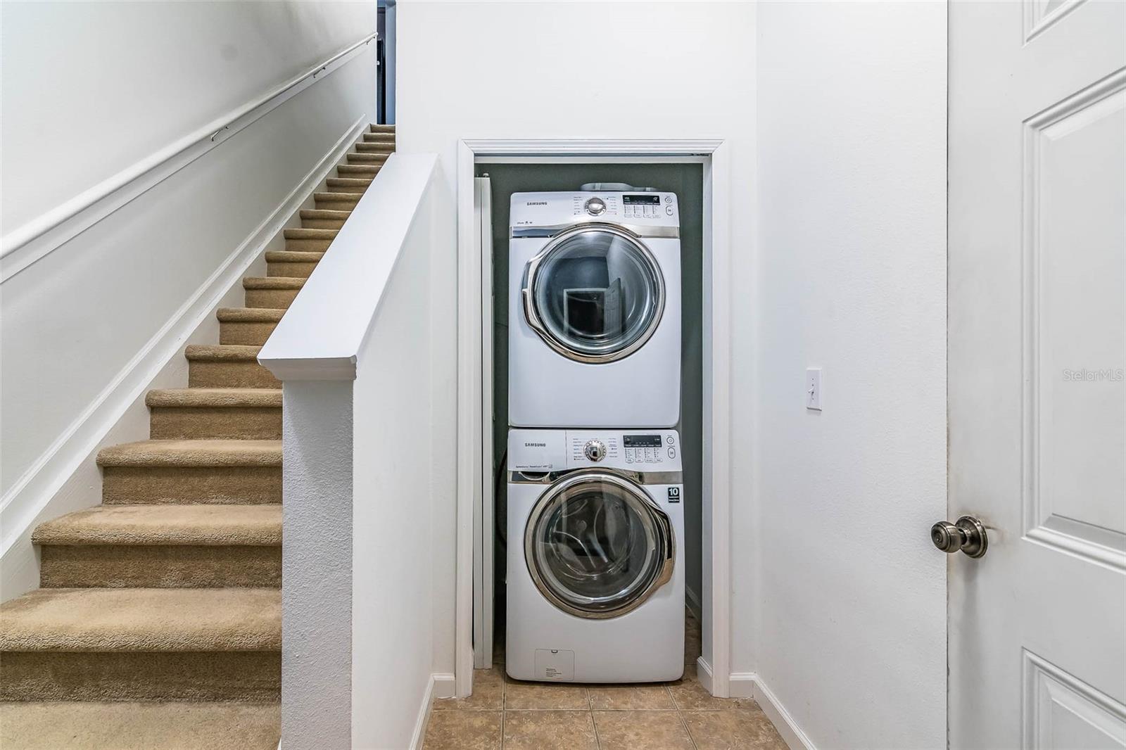 Image 17 of 30 For 4047 Meander Place 206