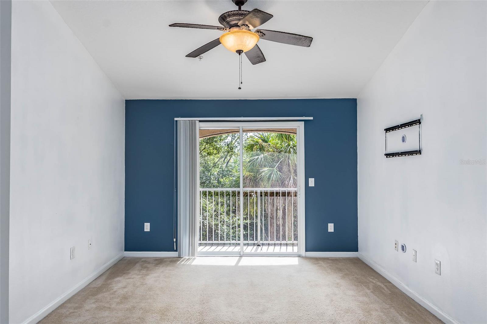 Image 20 of 30 For 4047 Meander Place 206