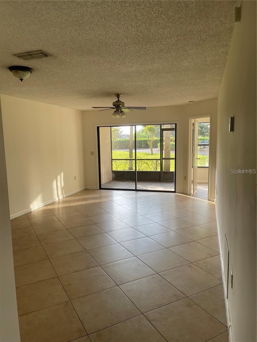 Image 15 of 15 For 3100 Semoran Boulevard 11