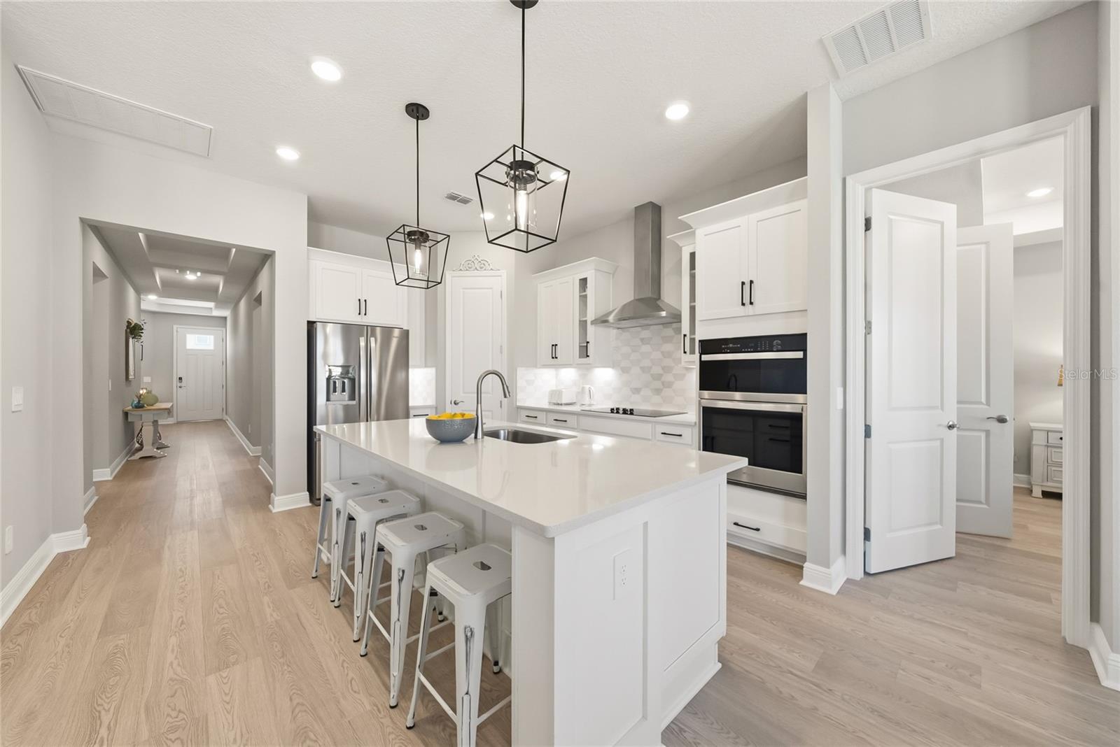 Image 10 of 41 For 5290 Citrus Leaf Boulevard