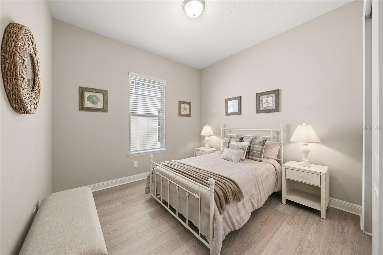 Image 16 of 41 For 5290 Citrus Leaf Boulevard