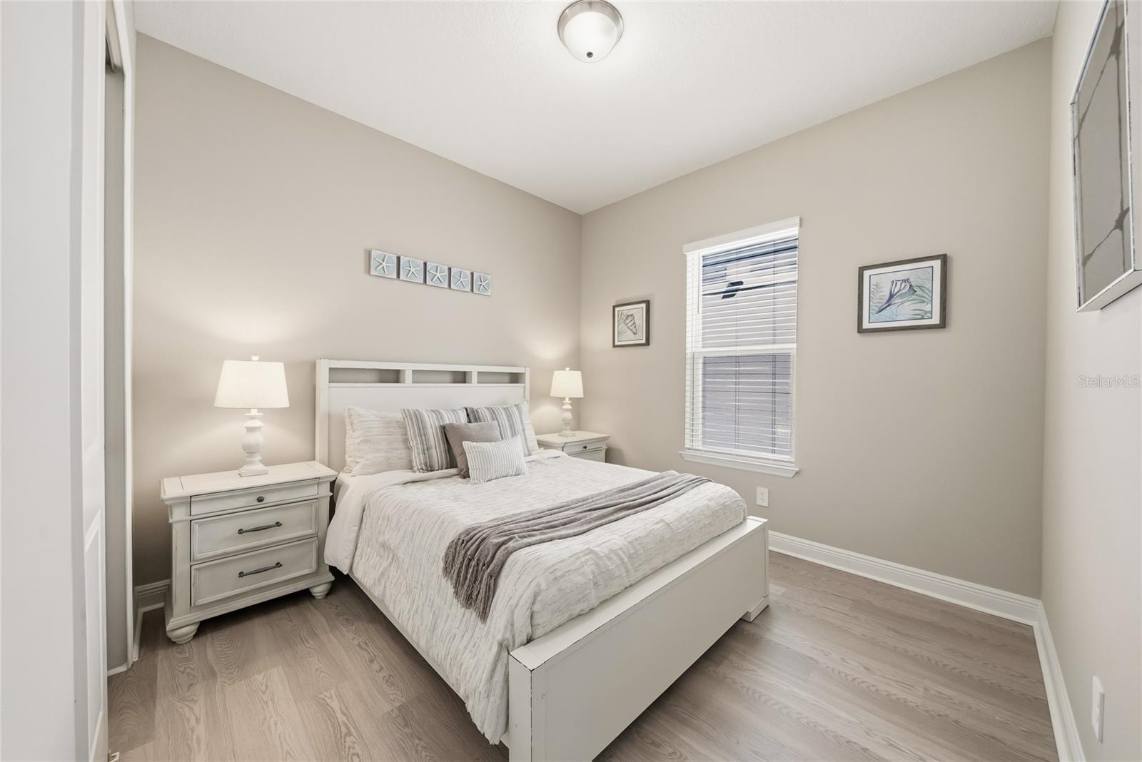 Image 18 of 41 For 5290 Citrus Leaf Boulevard