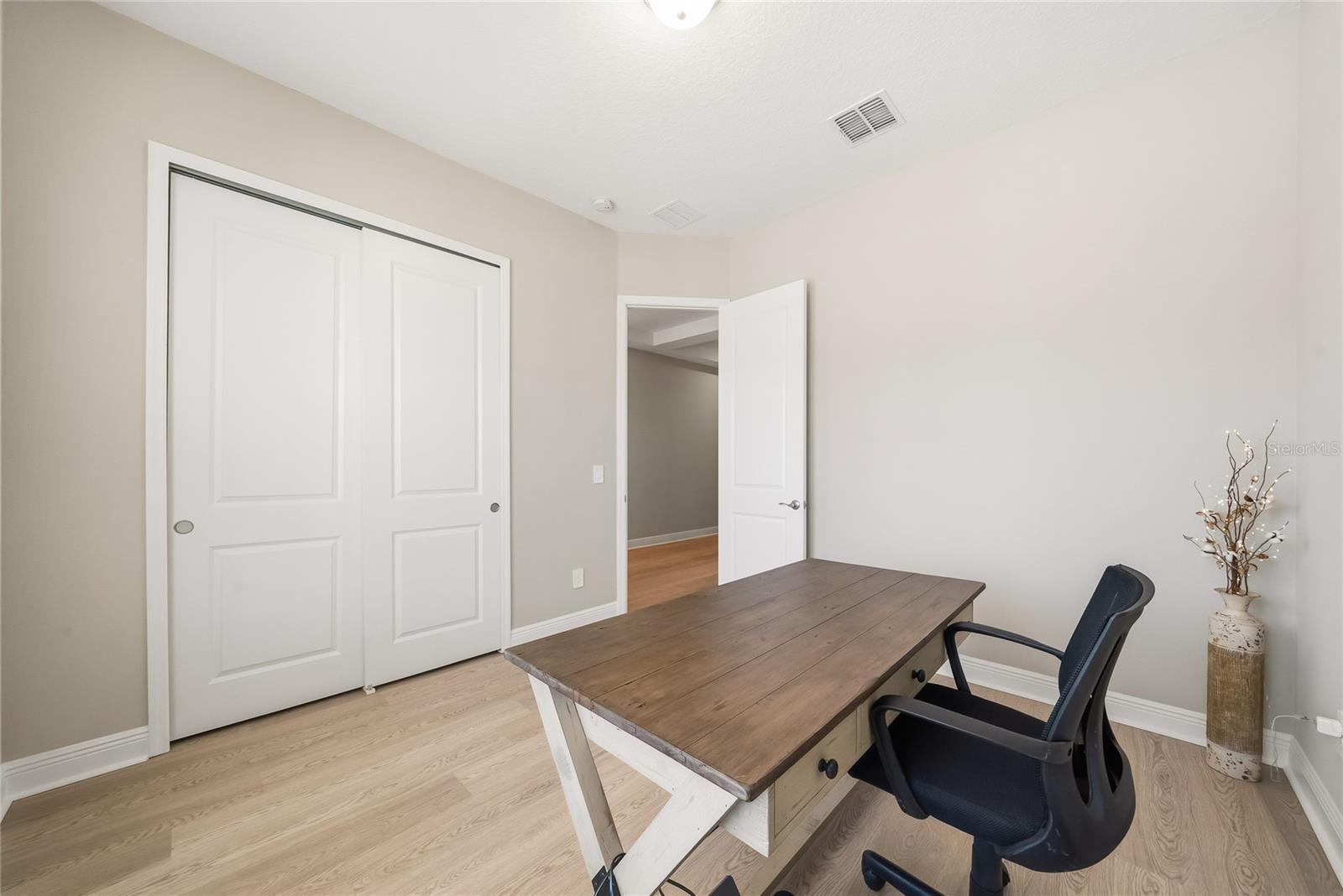 Image 34 of 41 For 5290 Citrus Leaf Boulevard