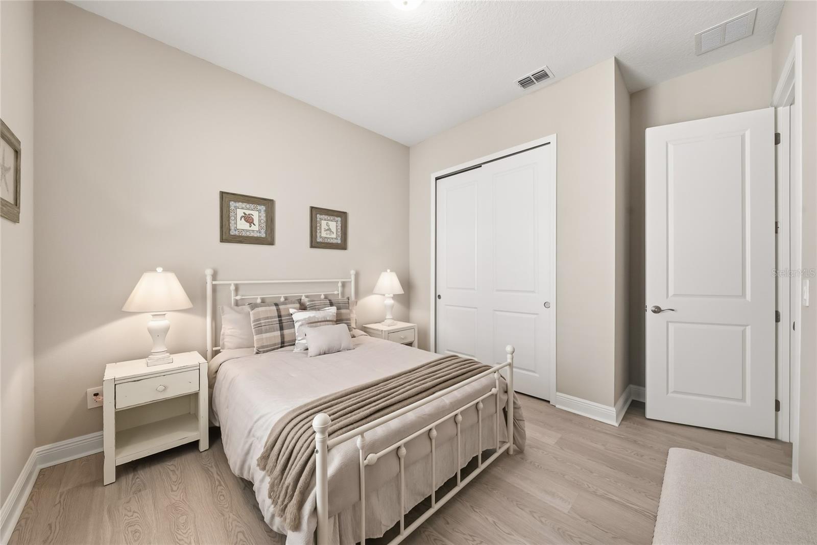 Image 35 of 41 For 5290 Citrus Leaf Boulevard