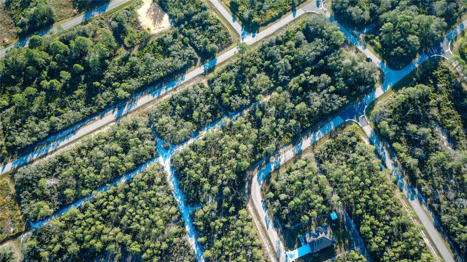 Image 8 of 11 For 7530 Yumuri Street