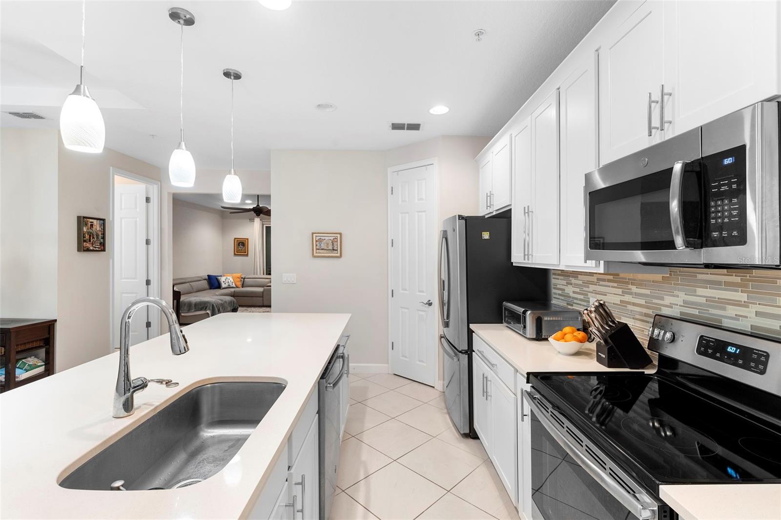 Image 12 of 42 For 895 Brutus Terrace