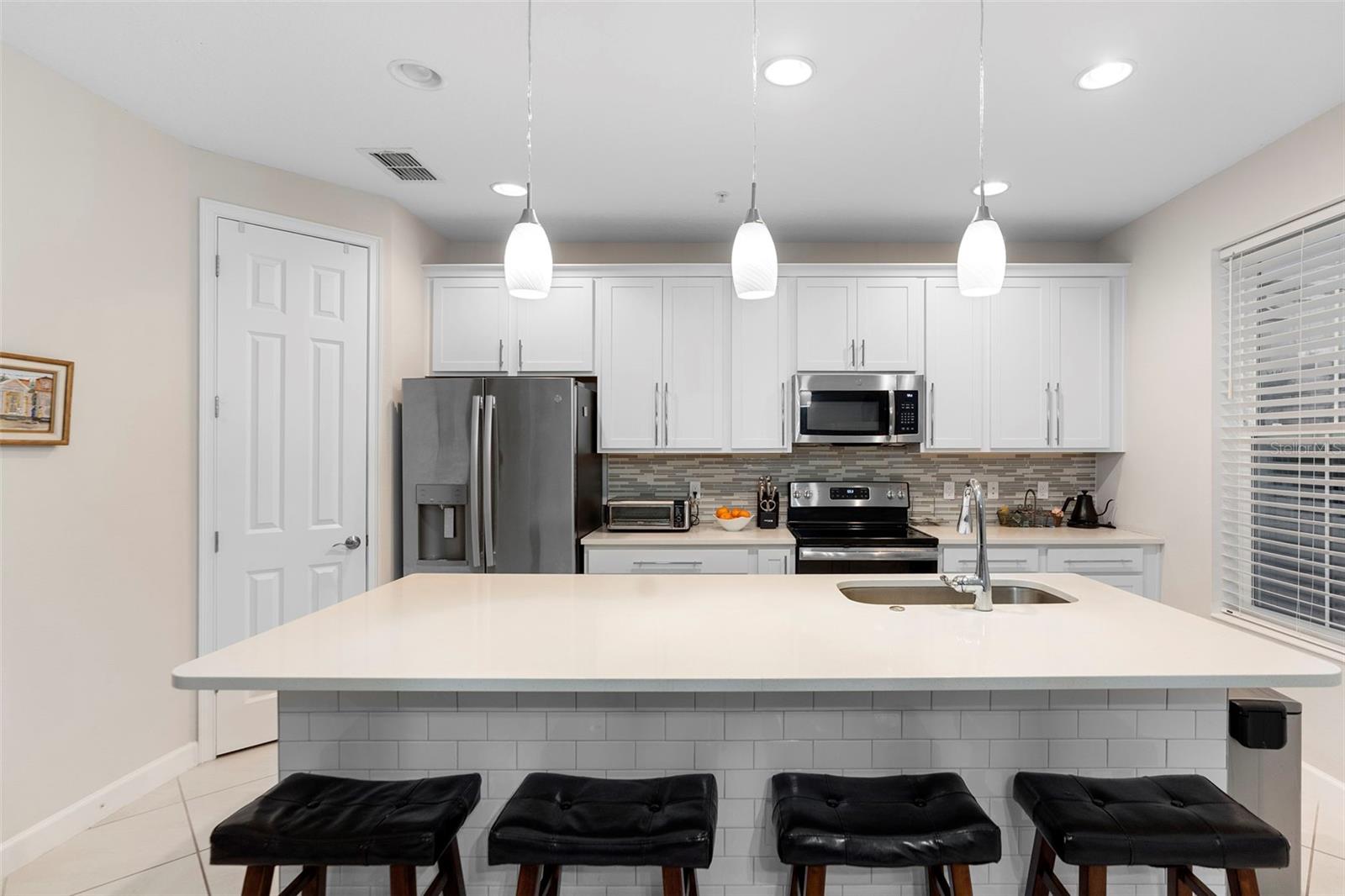 Image 8 of 42 For 895 Brutus Terrace