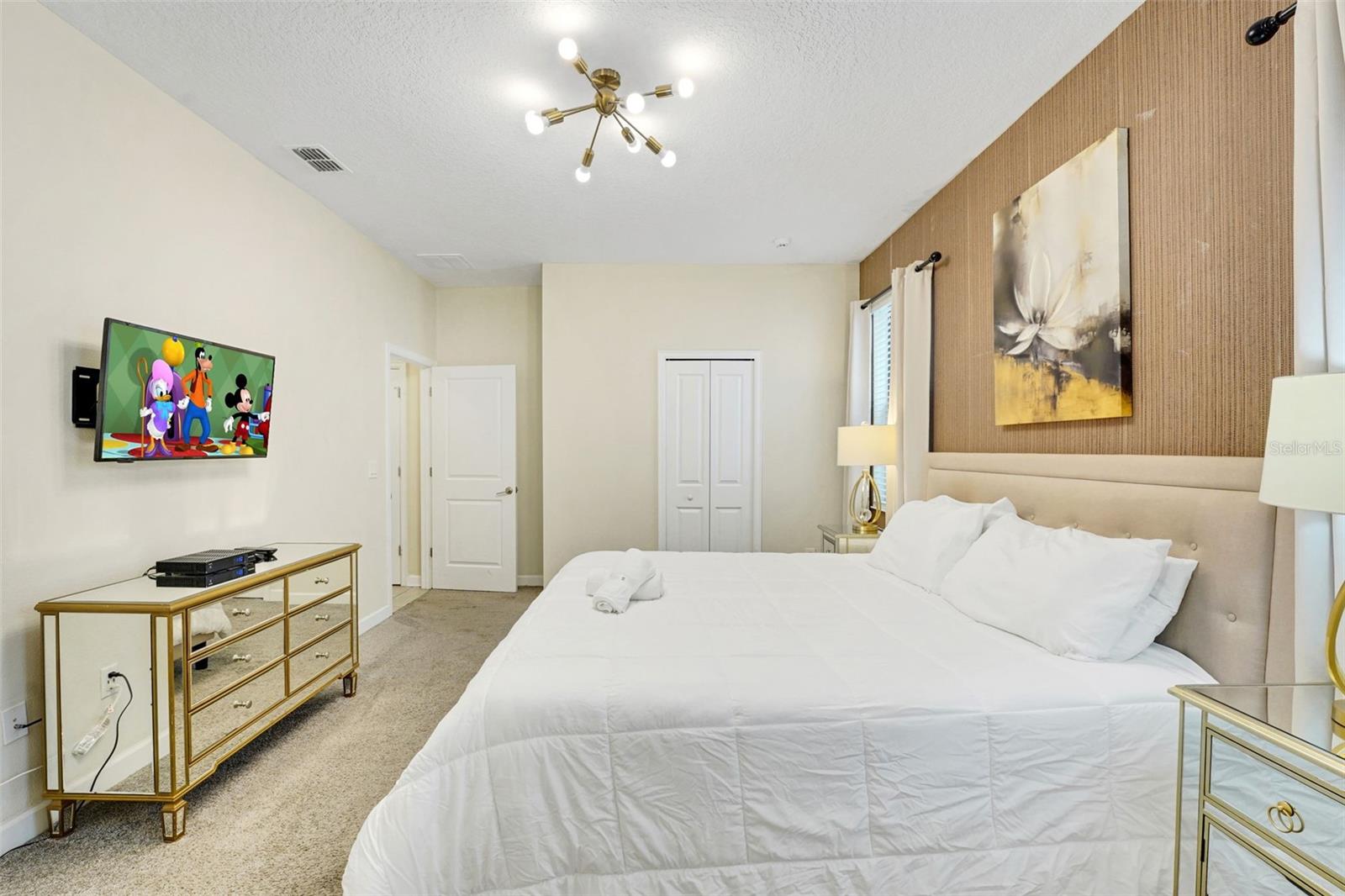 Image 18 of 82 For 2901 Fable Street