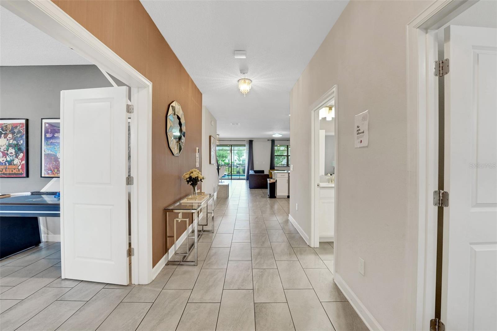 Image 2 of 82 For 2901 Fable Street