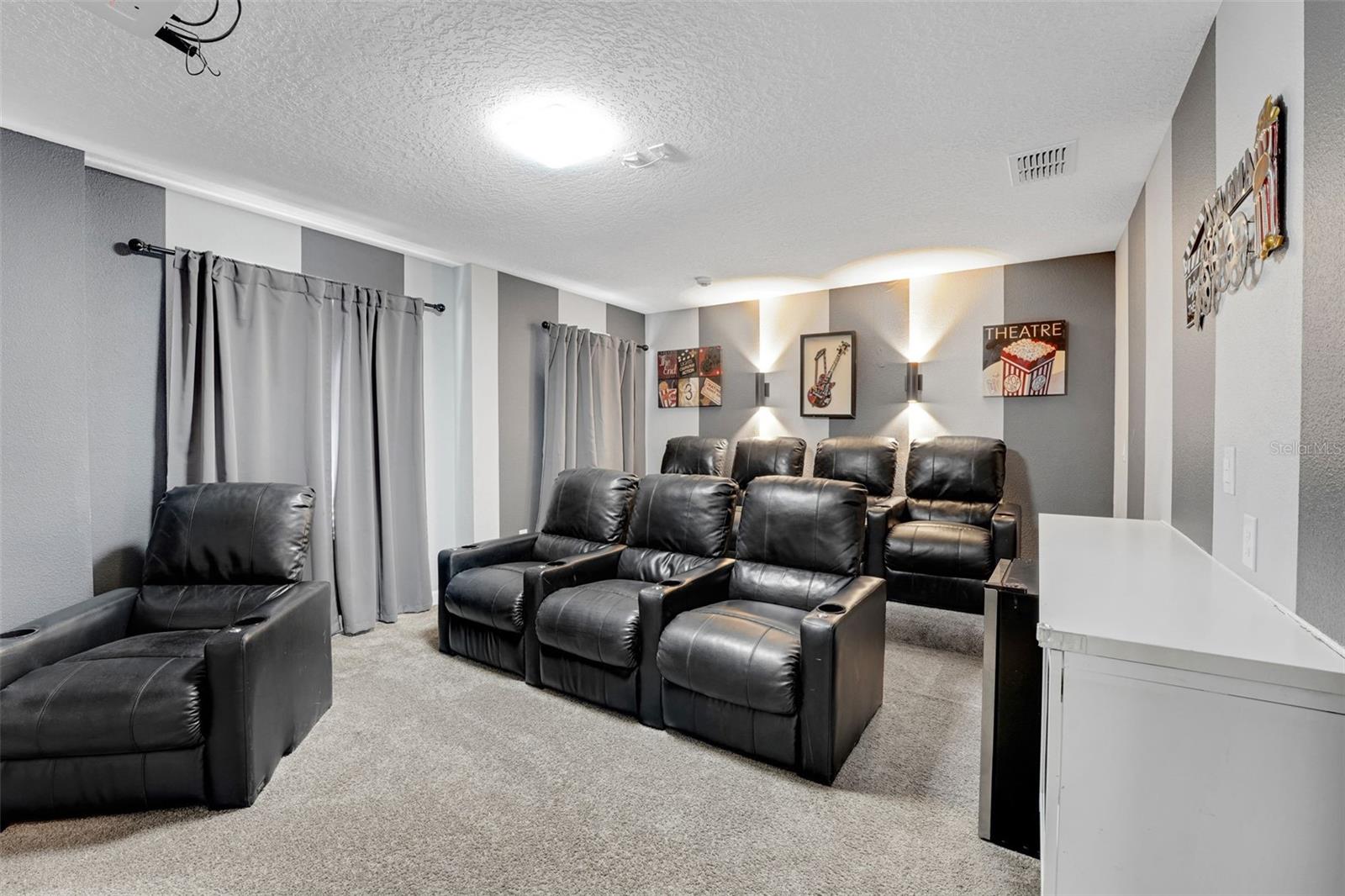 Image 43 of 82 For 2901 Fable Street