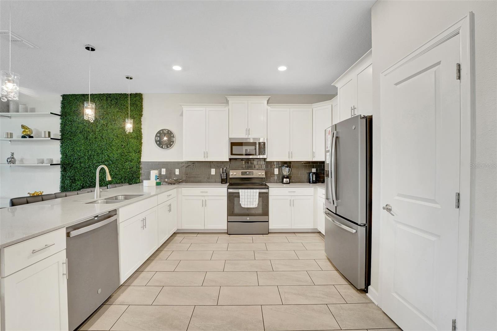 Image 7 of 82 For 2901 Fable Street