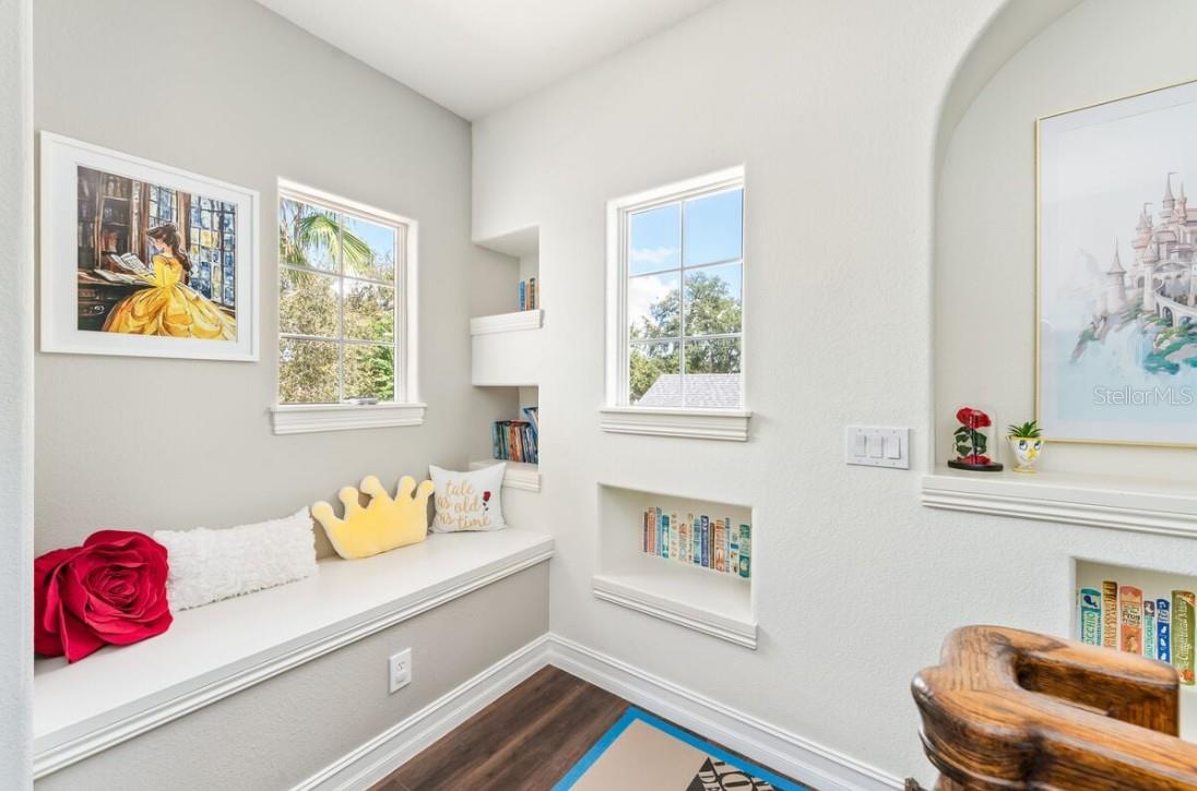 Image 43 of 76 For 1227 Radiant Street