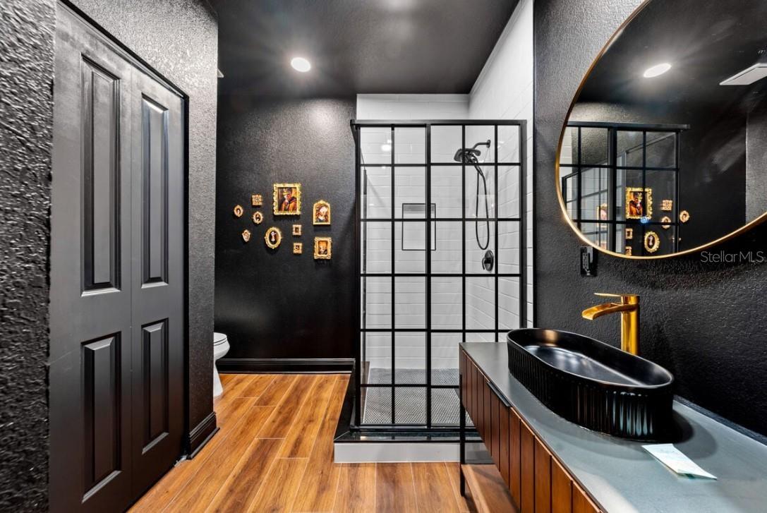 Image 64 of 76 For 1227 Radiant Street