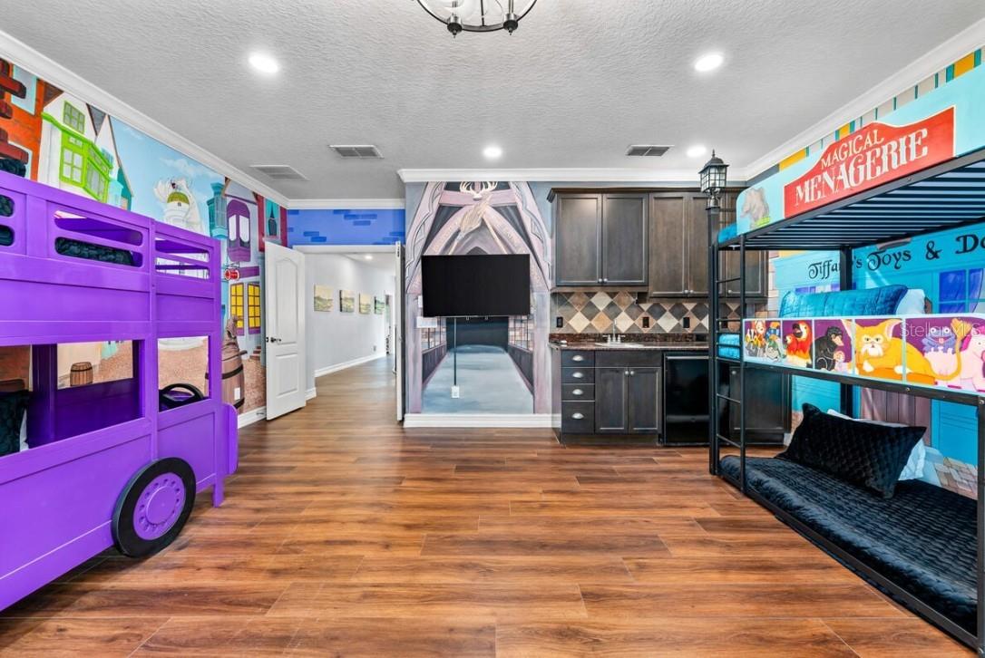 Image 8 of 76 For 1227 Radiant Street