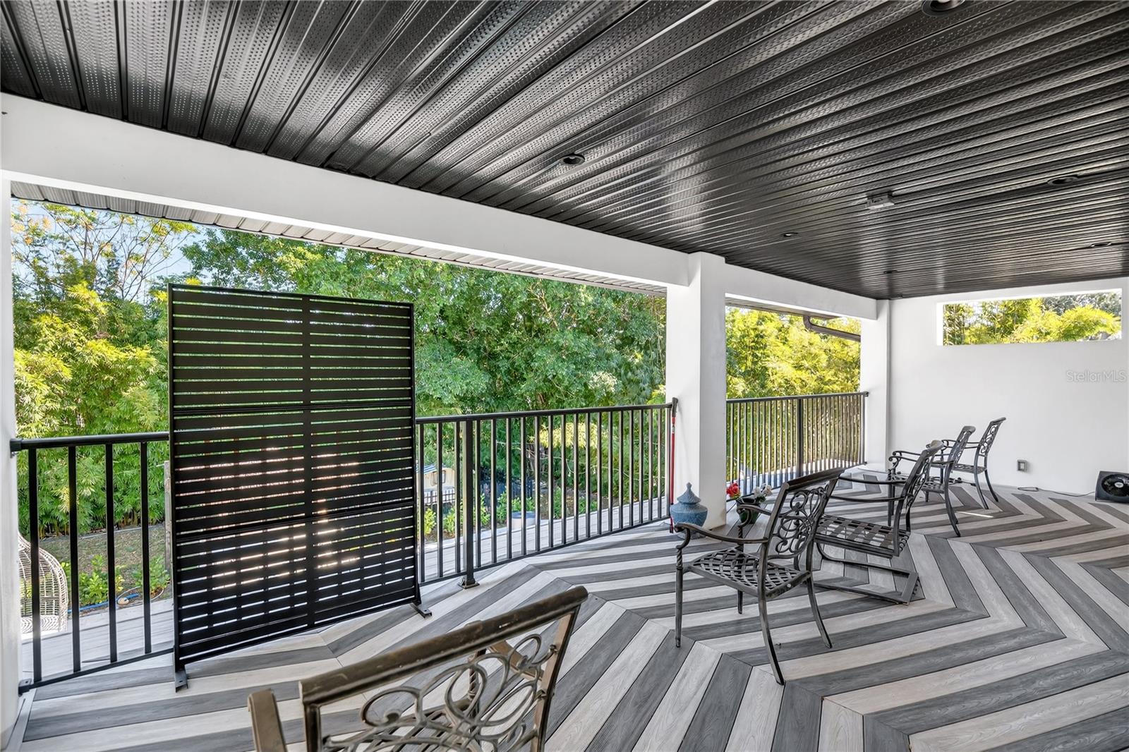 Image 18 of 45 For 9215 Cypress Cove Drive