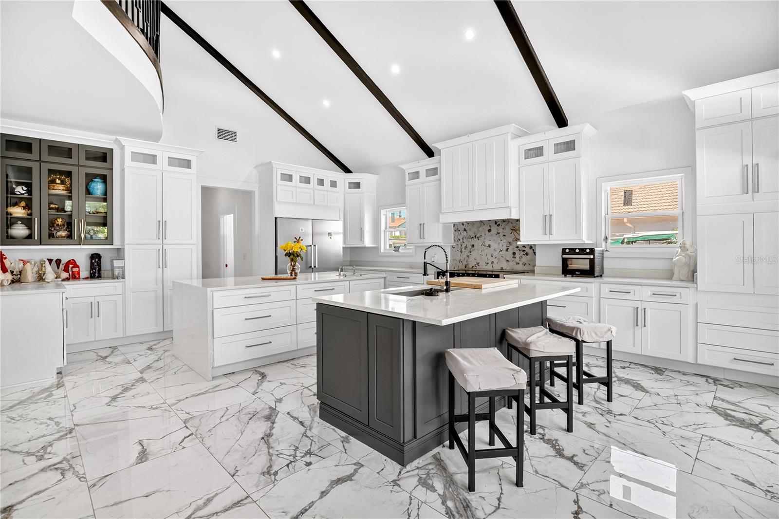 Image 4 of 45 For 9215 Cypress Cove Drive