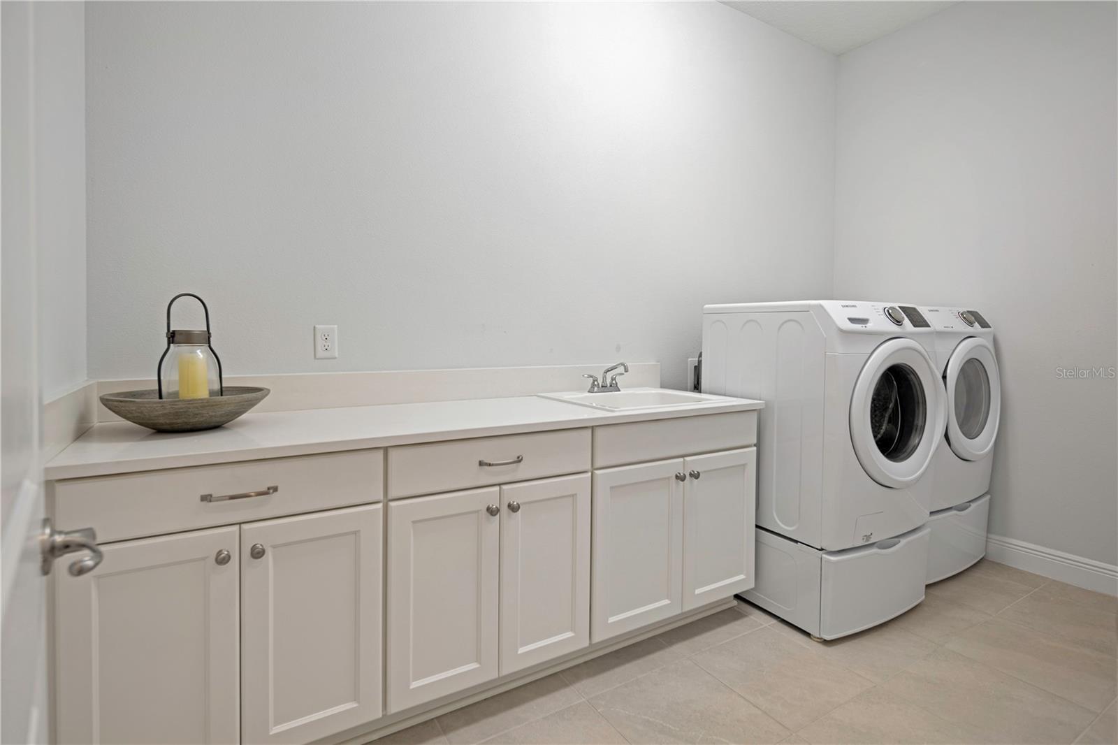 Image 26 of 75 For 10732 Mobberley Circle