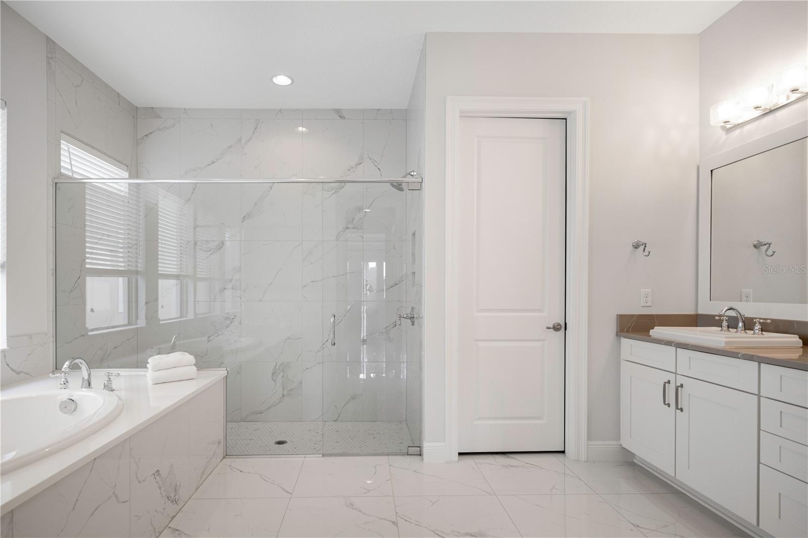 Image 34 of 75 For 10732 Mobberley Circle