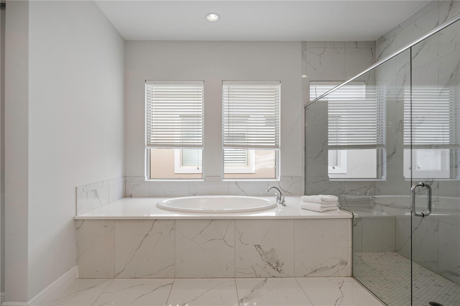 Image 36 of 75 For 10732 Mobberley Circle