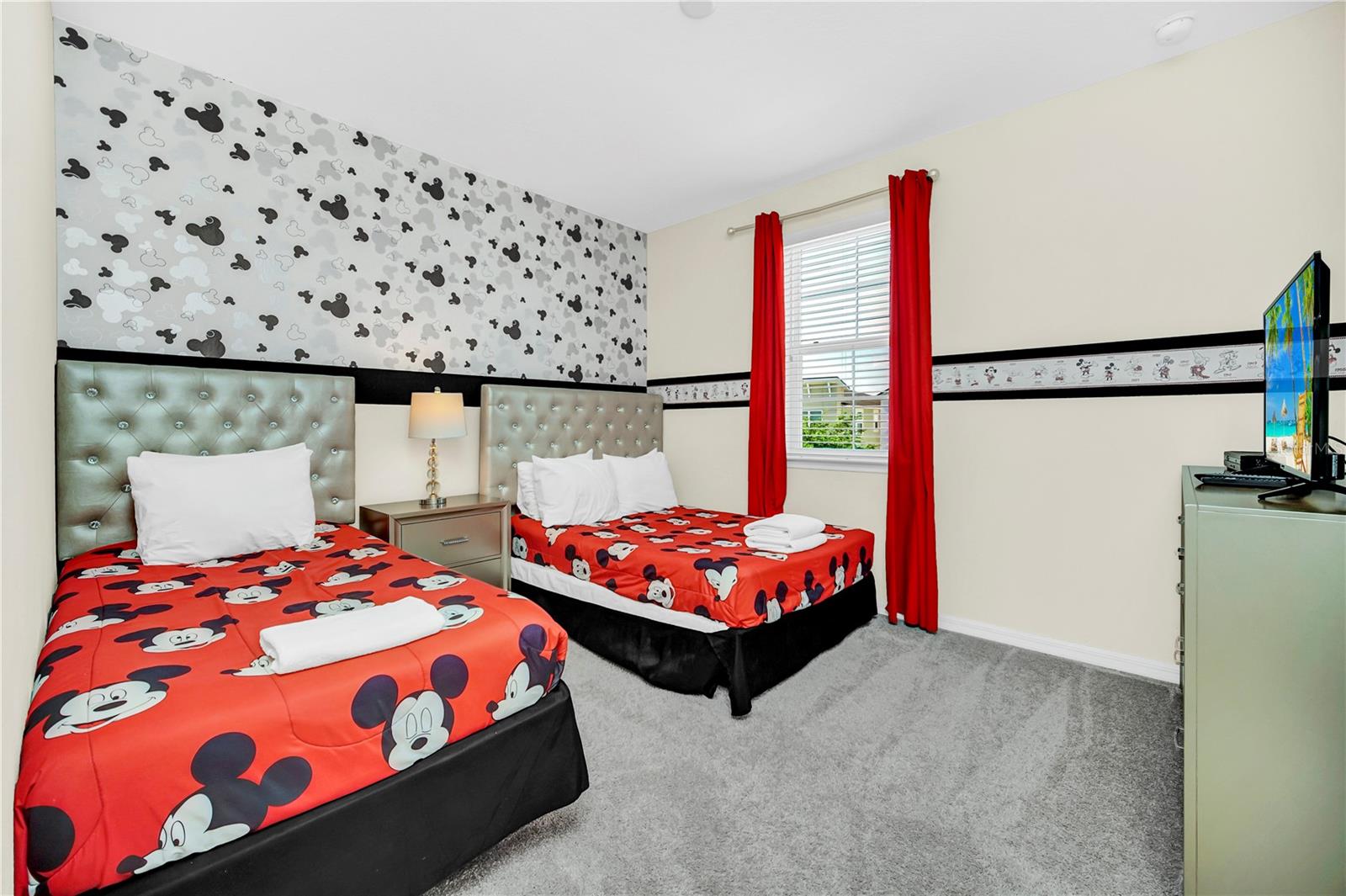 Image 28 of 37 For 9037 Flamingo Key Way