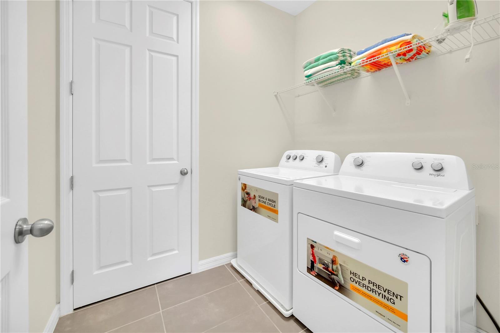 Image 29 of 37 For 9037 Flamingo Key Way