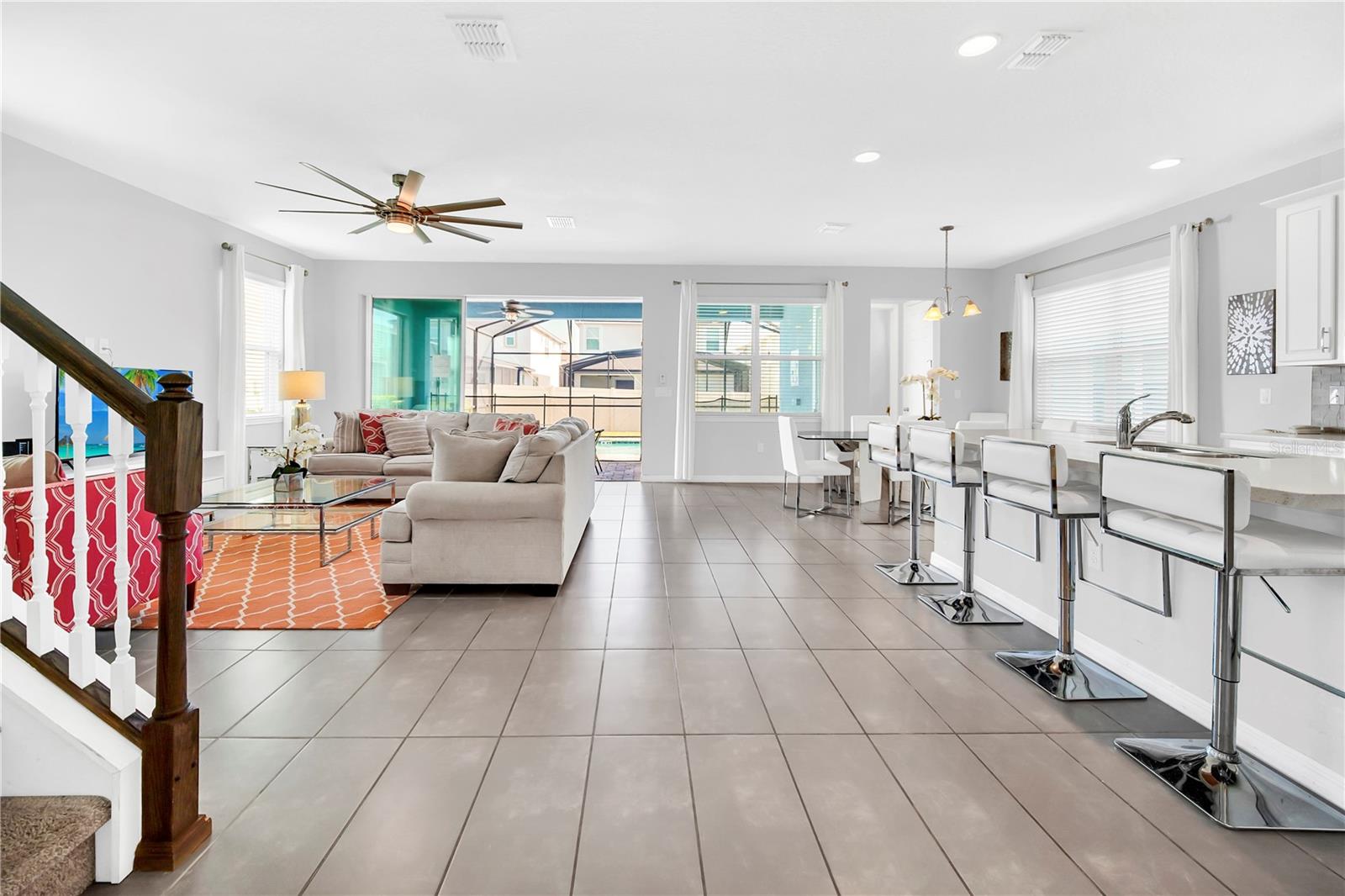 Image 3 of 37 For 9037 Flamingo Key Way