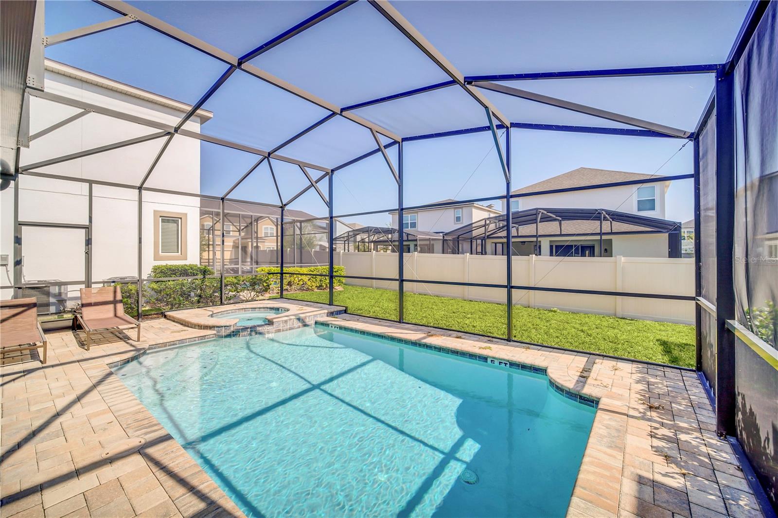 Image 31 of 37 For 9037 Flamingo Key Way