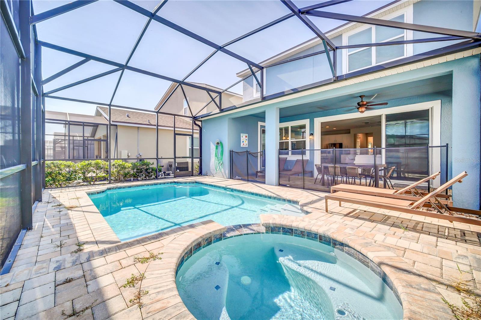 Image 33 of 37 For 9037 Flamingo Key Way