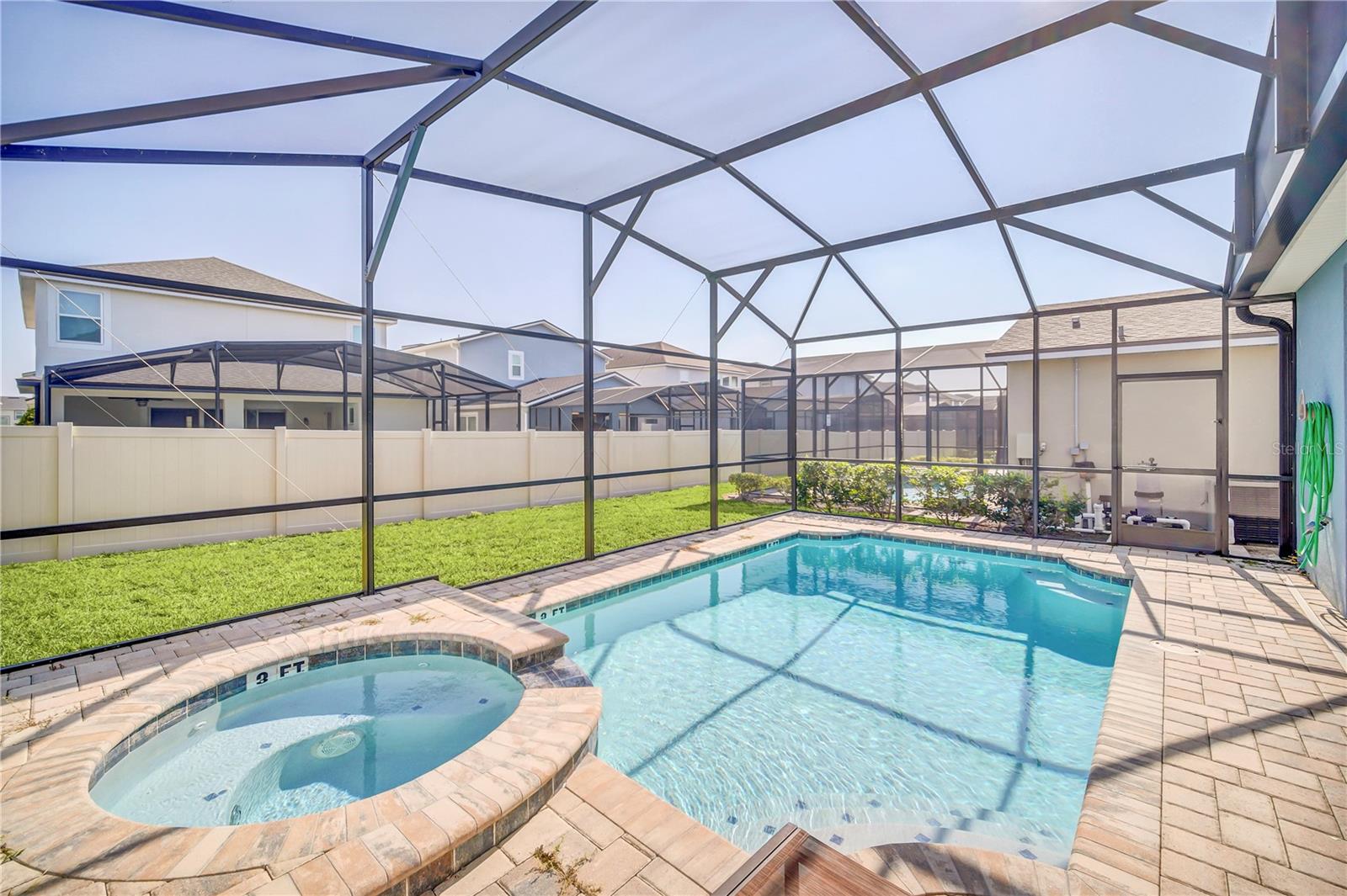 Image 34 of 37 For 9037 Flamingo Key Way