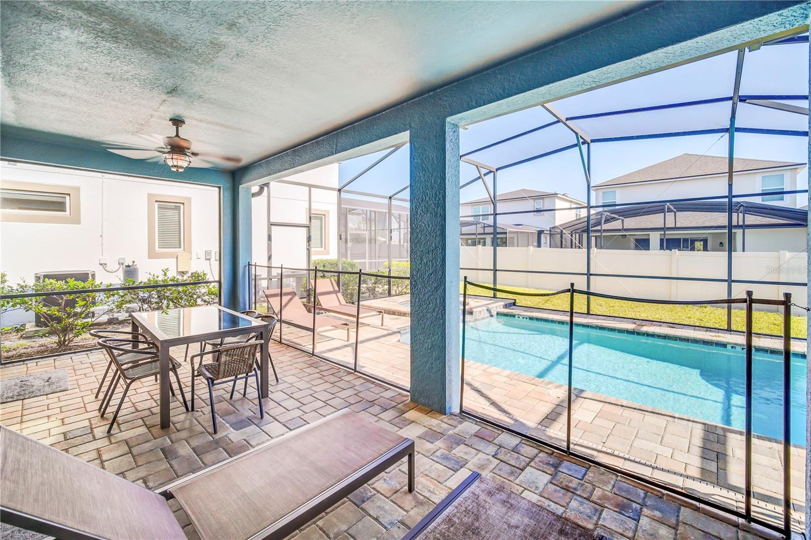 Image 36 of 37 For 9037 Flamingo Key Way