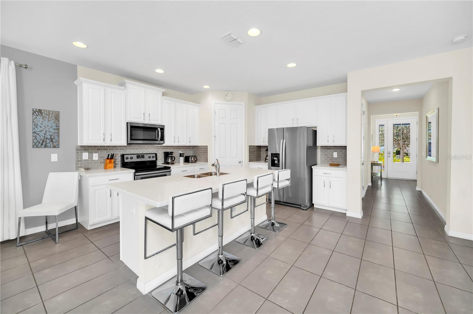 Image 5 of 37 For 9037 Flamingo Key Way