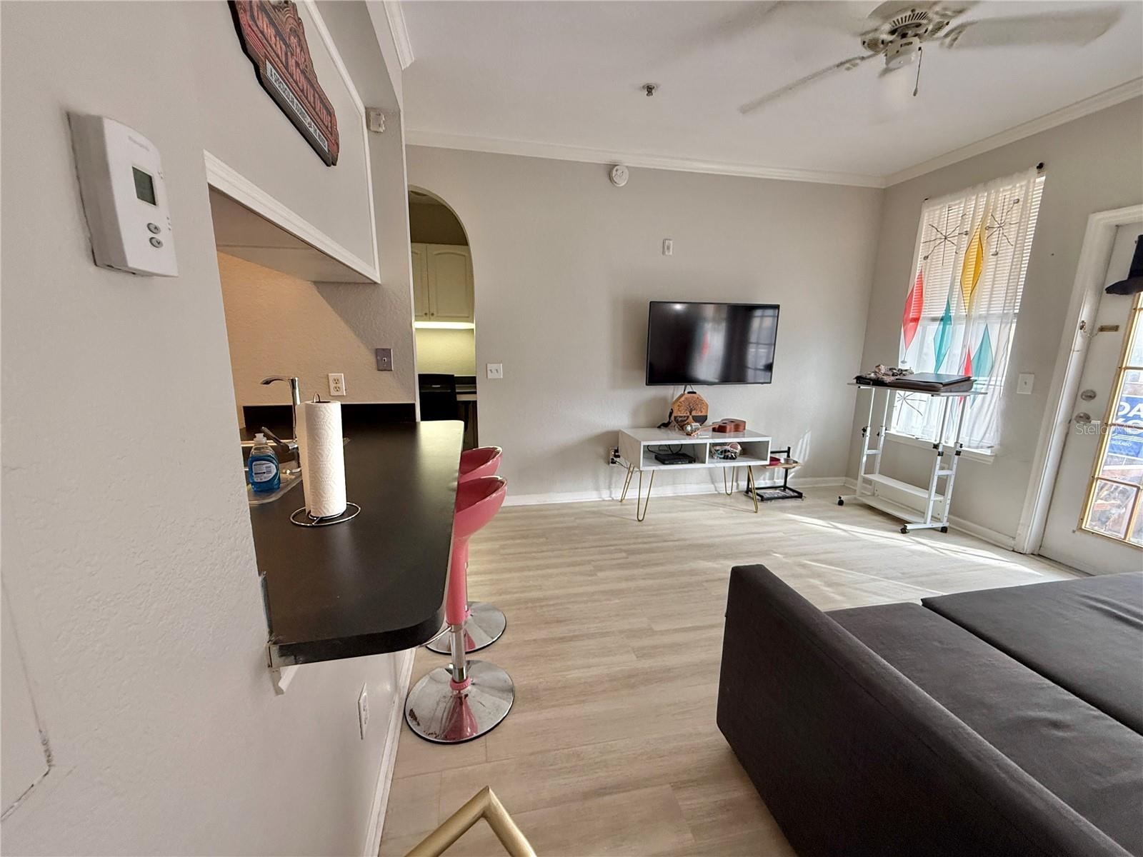 Image 10 of 42 For 860 Orange Avenue 217