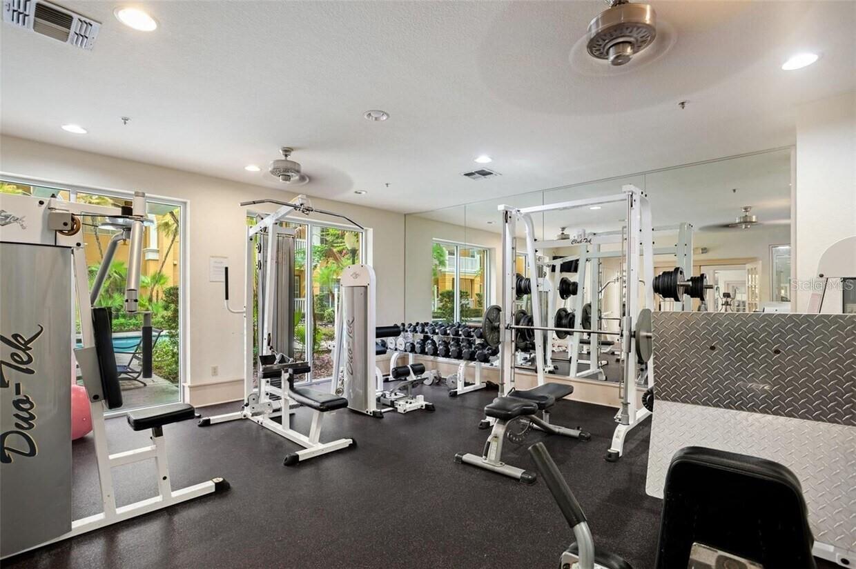 Image 29 of 42 For 860 Orange Avenue 217