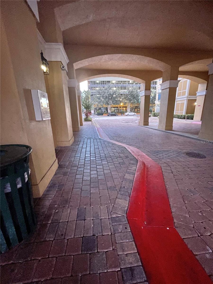 Image 31 of 42 For 860 Orange Avenue 217