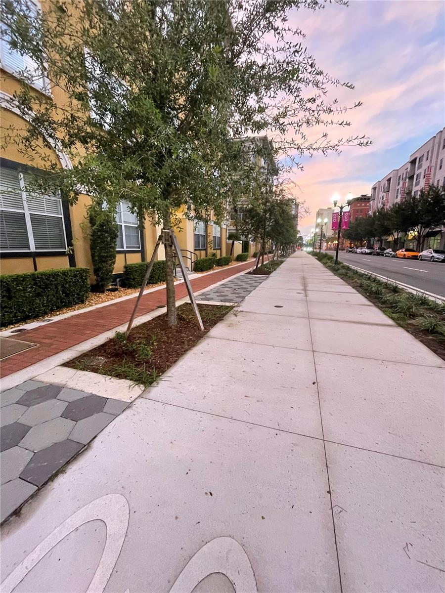 Image 33 of 42 For 860 Orange Avenue 217