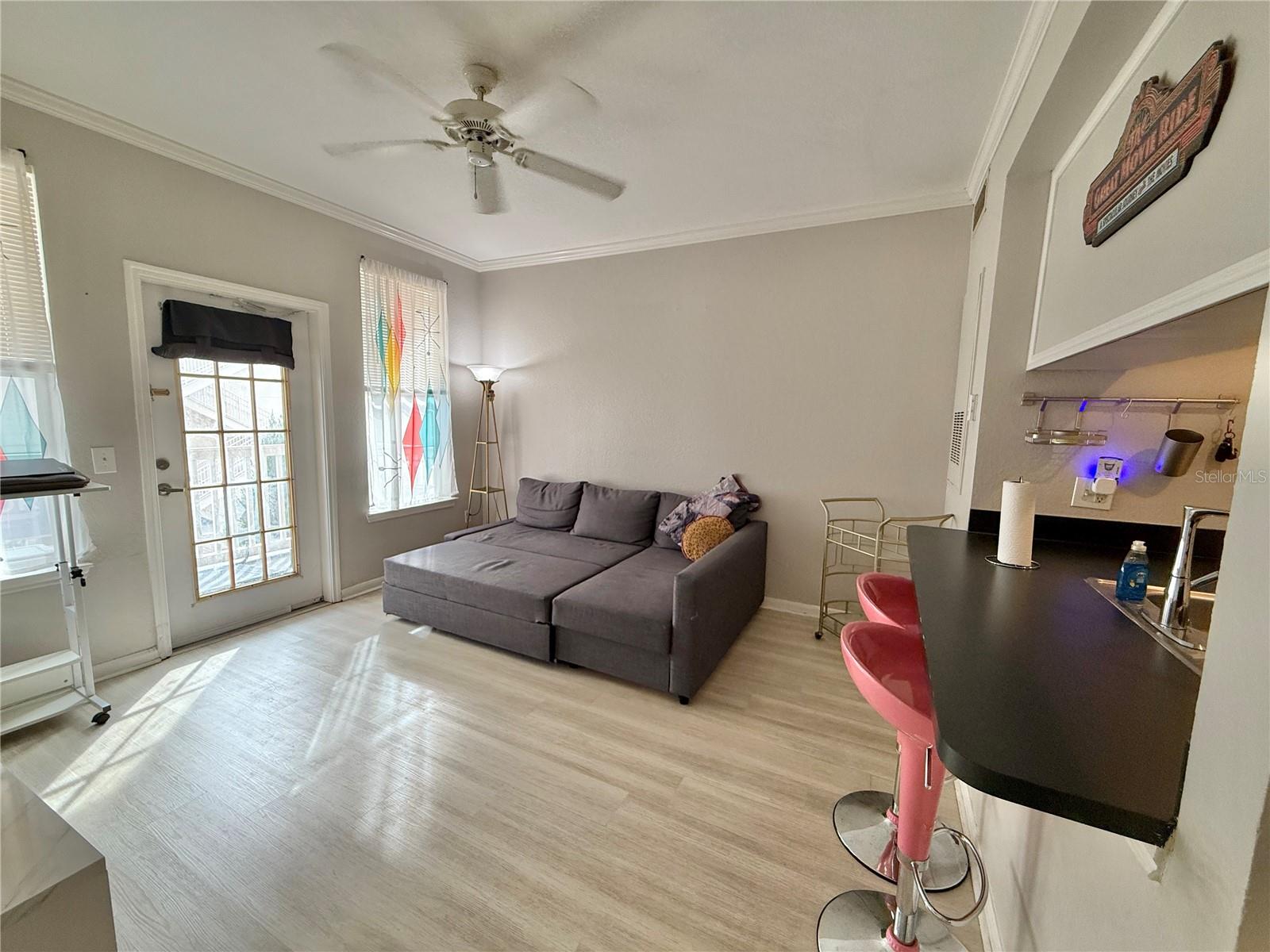 Image 6 of 42 For 860 Orange Avenue 217