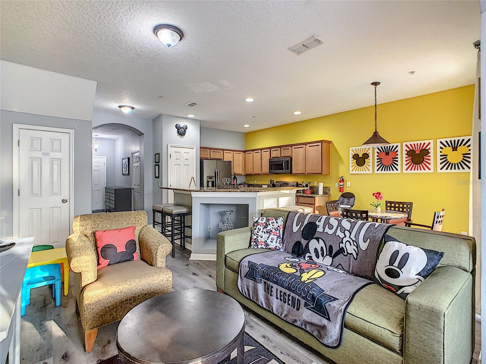 Image 11 of 100 For 891 Assembly Court