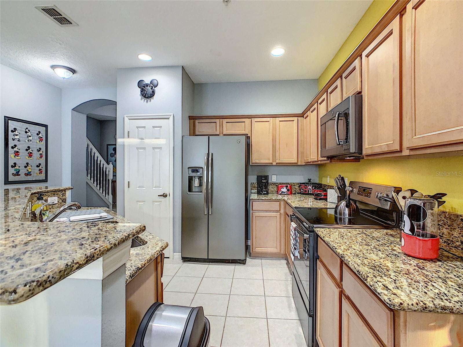 Image 13 of 100 For 891 Assembly Court