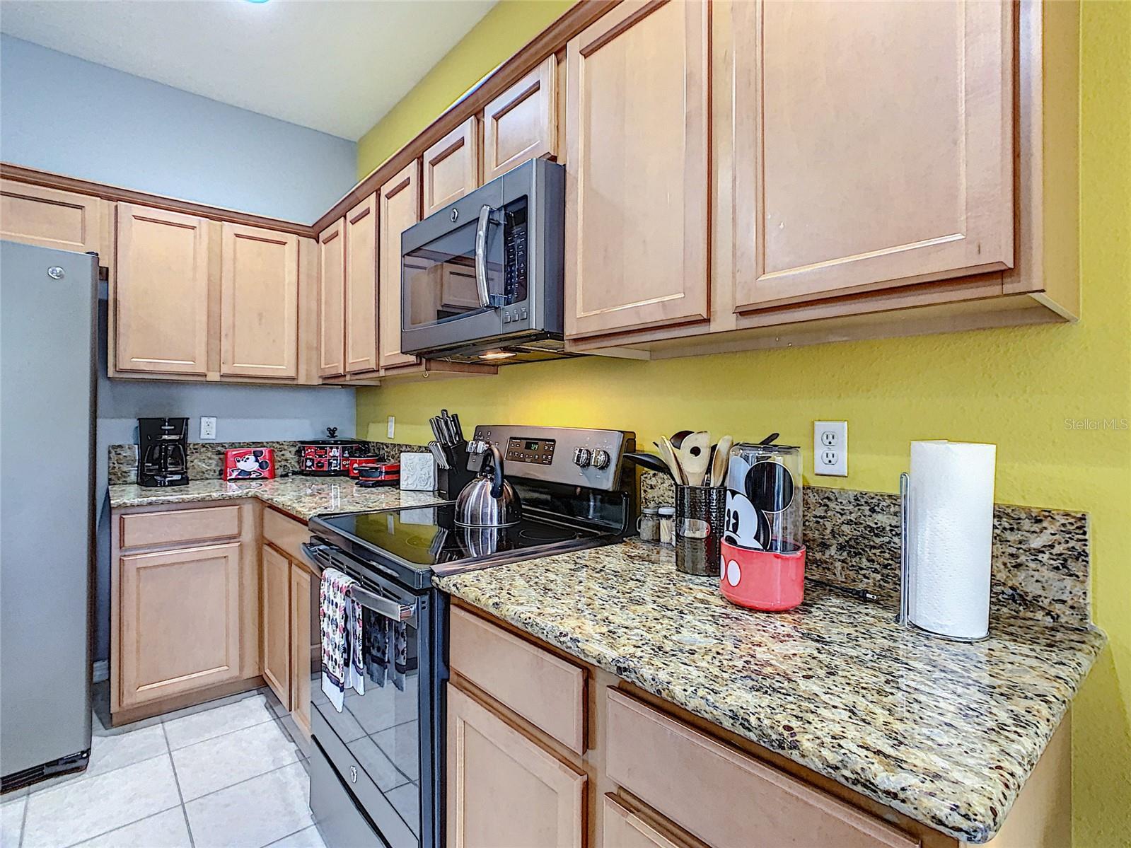 Image 14 of 100 For 891 Assembly Court